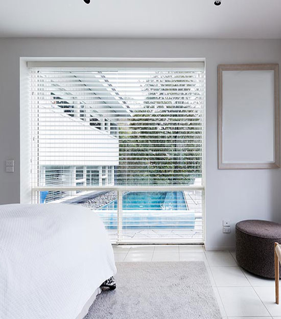 venetian blinds